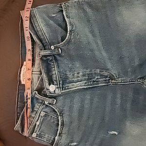 EUC Abercrombie & Fitch Crossover Button Jeans
